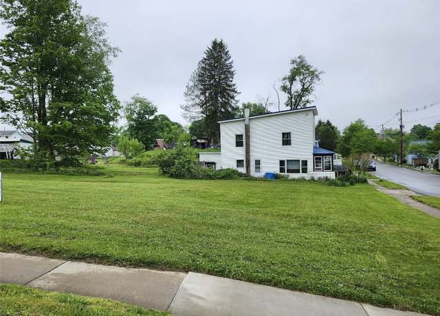 Property at 92 S Main St, Union City, PA 16438