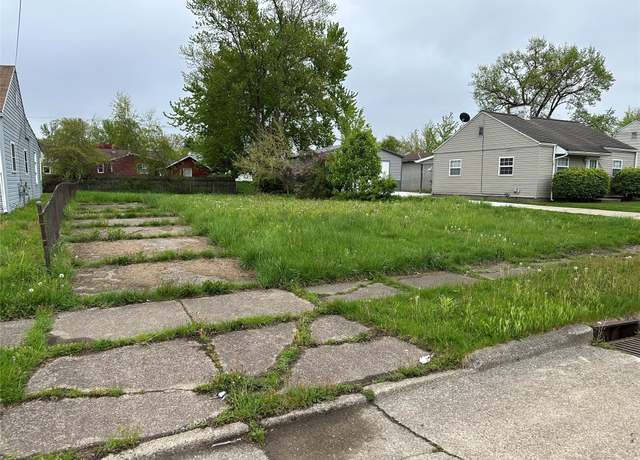 Property at 931 W 35th St, Erie, PA 16508