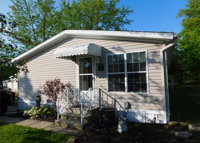 Property at 8223 Timberwood Ln, Erie, PA 16509, 4 beds, 2 baths