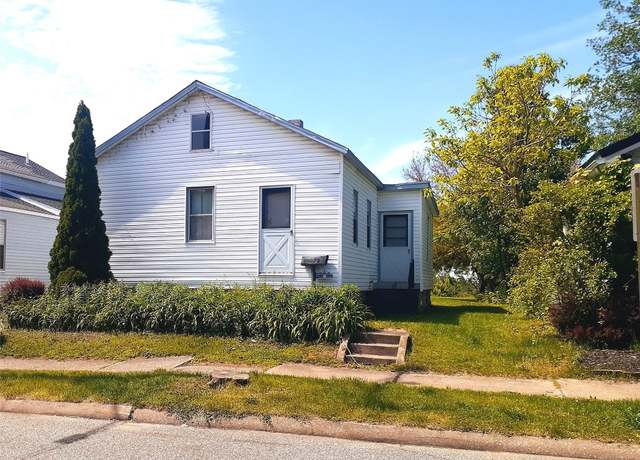 Property at 814 W 2nd St, Erie, PA 16507, 2 beds, 1 bath