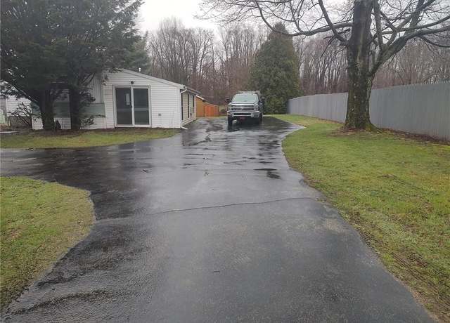 Property at 13615 W Ridge Rd, West Springfield, PA 16443, 2 beds, 1 bath