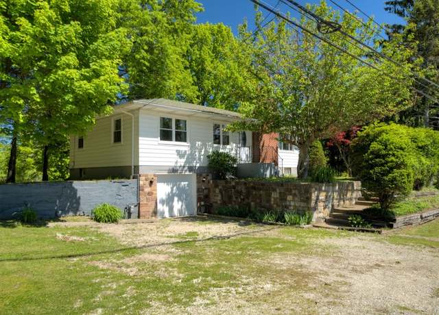 Property at 6620 W Ridge Rd, Fairview, PA 16415, 3 beds, 1 bath