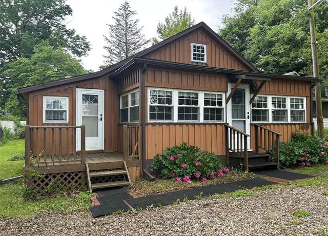 Property at 10689 Glenn Blvd, Conneaut Lake, PA 16316, 2 beds, 2 baths