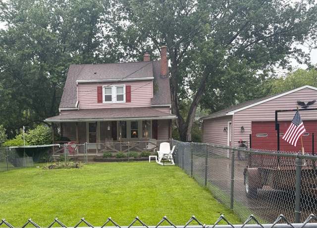 Property at 4810 Oakland St, Erie, PA 16509, 3 beds, 2 baths