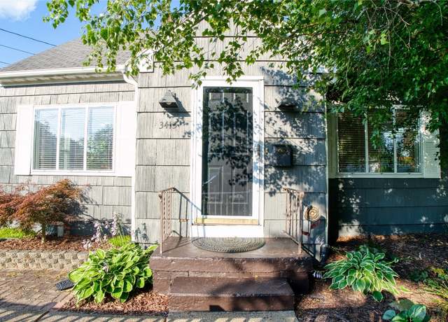 Property at 3413 Ellsworth Ave, Erie, PA 16508, 3 beds, 1 bath