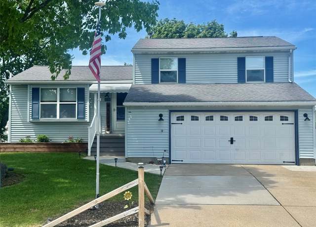Property at 2738 W 34th St, Erie, PA 16506, 4 beds, 2 baths