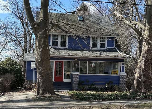 Property at 618 Cullum St, Meadville, PA 16335, 3 beds, 1.5 baths