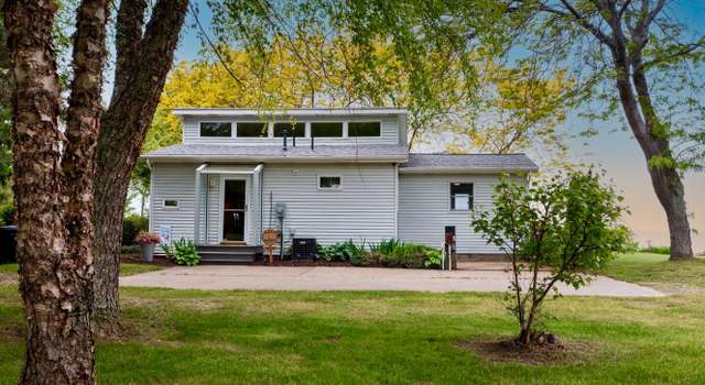 Photo of 10328 E Lake Rd, North East, PA 16428
