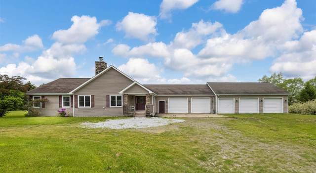 Photo of 8730 Peffer Rd, Fairview, PA 16415