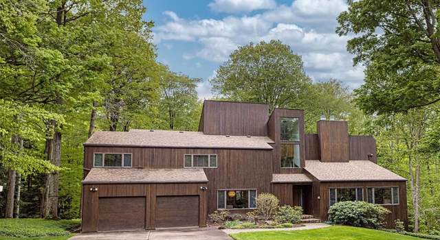 Photo of 6031 Schultz Rd, Erie, PA 16509