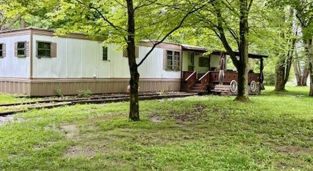 Photo of 8520 Colonial Ln, Jamestown, PA 16134