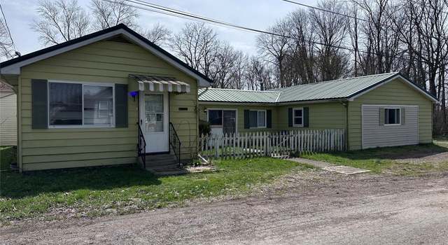 Photo of 12172 Mantor St, Conneaut Lake, PA 16316