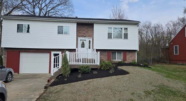 Photo of 929 Villa Sites Dr, Harborcreek, PA 16421