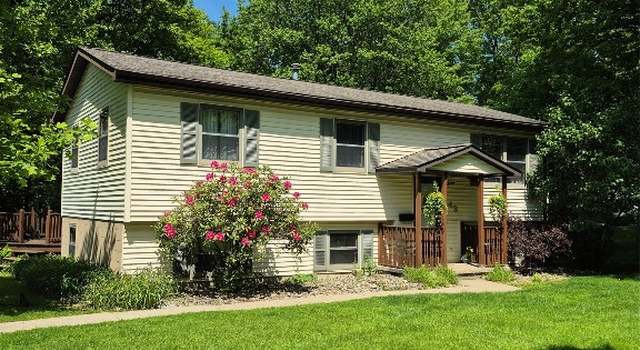 Photo of 43 Umburn Dr, Albion, PA 16401