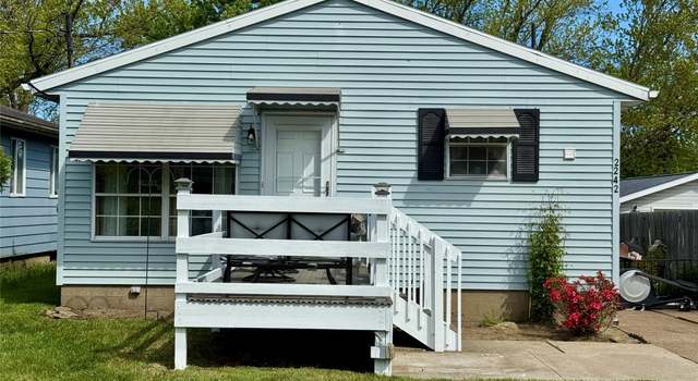 Photo of 2242 Fairmount Pkwy, Erie, PA 16510