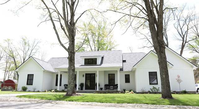 Photo of 12075 Oakmont Dr, Conneaut Lake, PA 16316