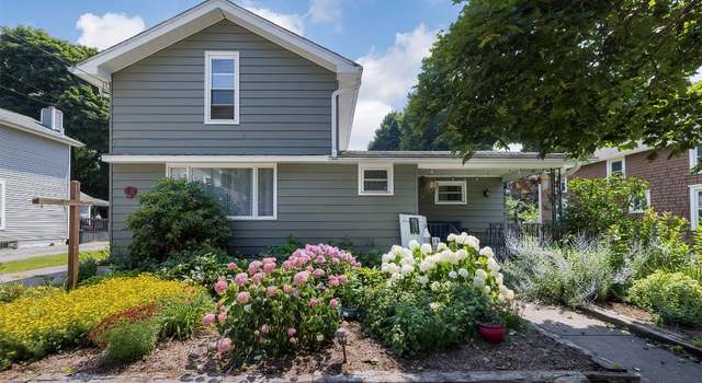 Photo of 9 E Division St, North East, PA 16428