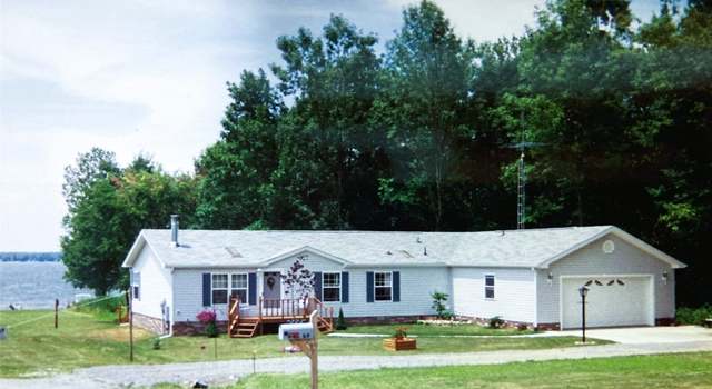 Photo of 1052 Oak Ln, Espyville, PA 16424