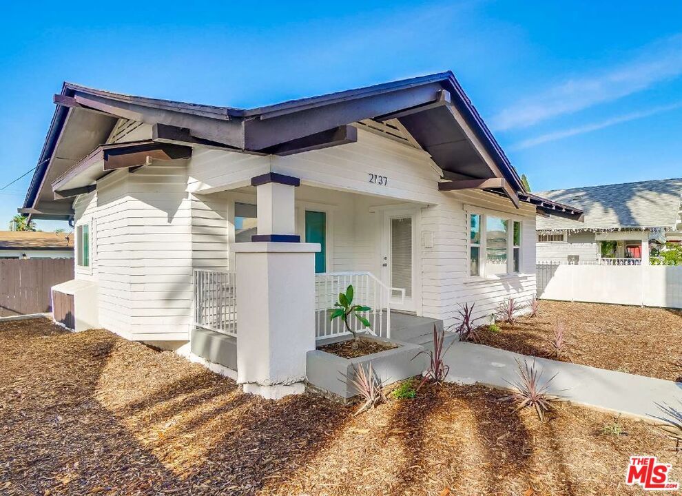 2137 Locust Ave, Long Beach, CA 90806 MLS 23332055 Redfin