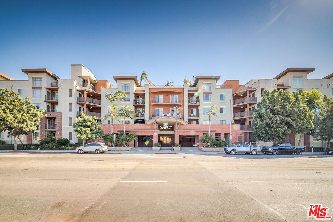100 S Alameda St #154, Los Angeles, CA 90012  MLS# 23273102  Redfin
