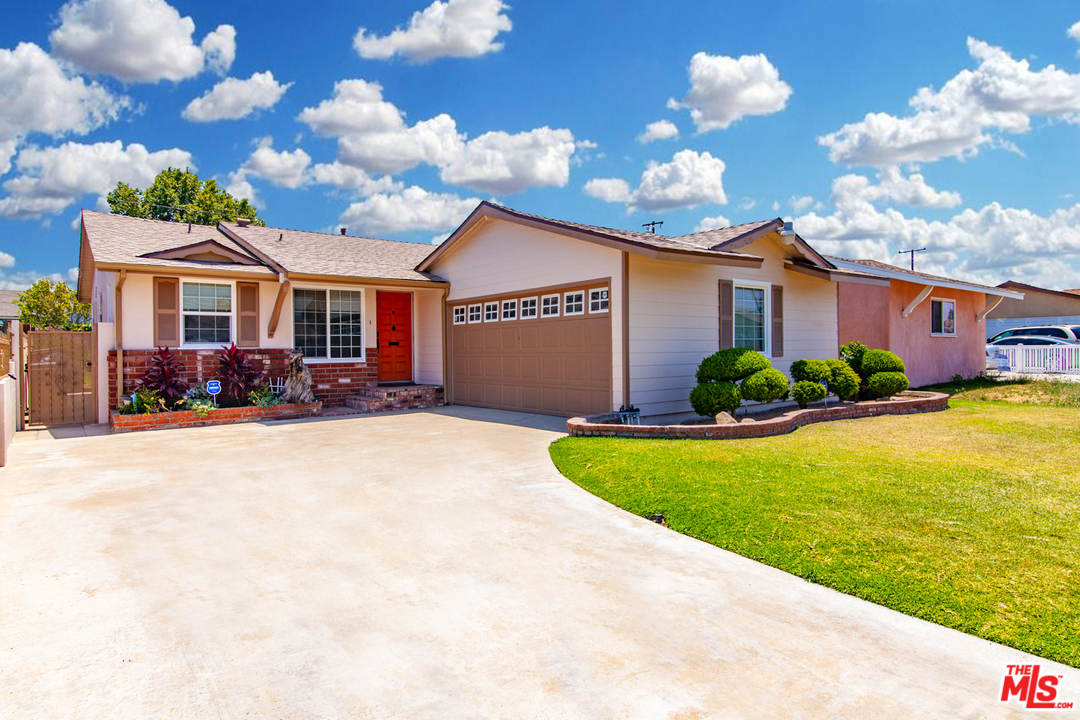 1710 W Piru St, Compton, CA 90222 MLS 21756184 Redfin
