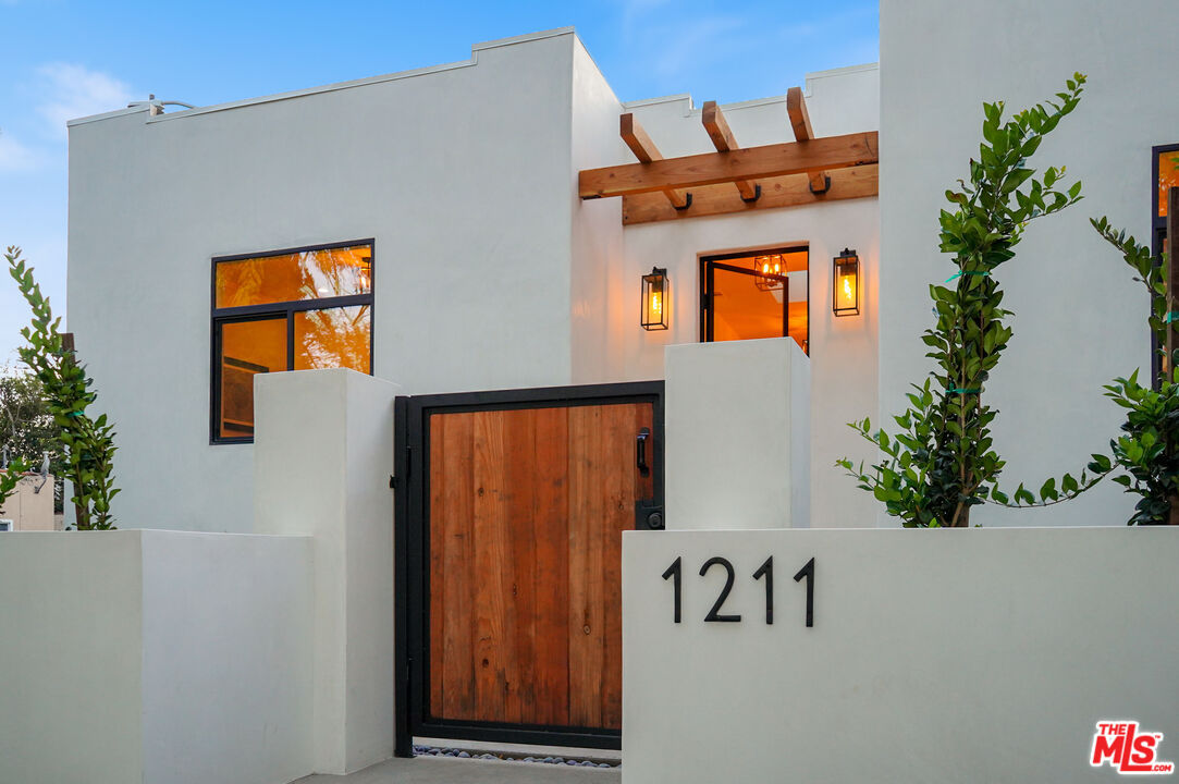 1211 n vista st west hollywood ca 90046