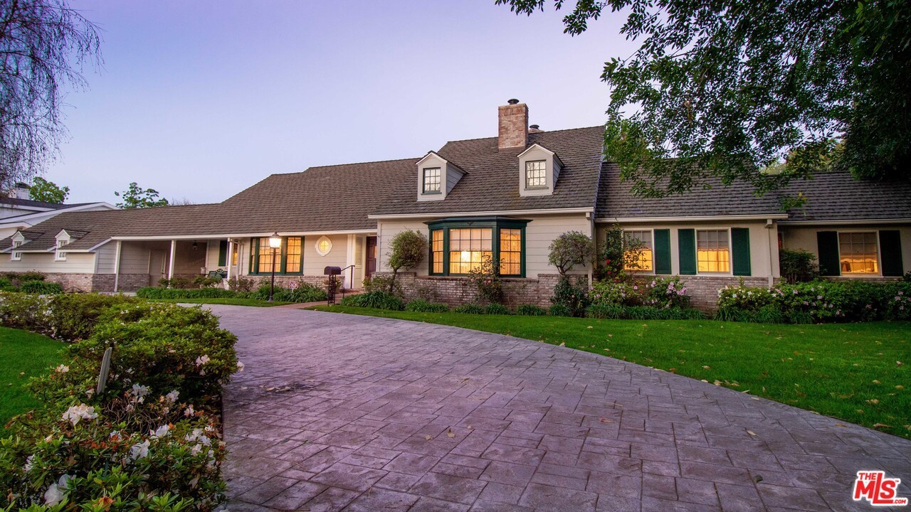 Toluca Lake Redfin