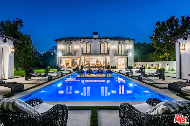 344 S Rimpau, Los Angeles, CA 90020