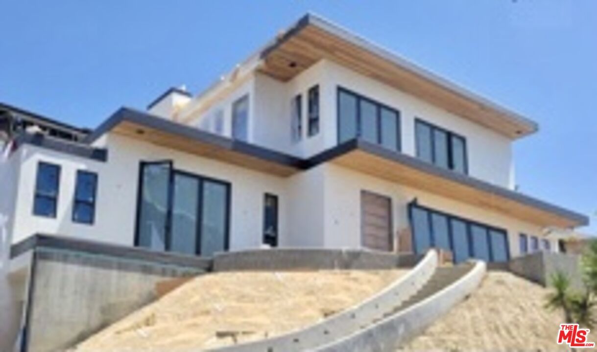 1662 Silverwood Ter, Los Angeles, CA 90026