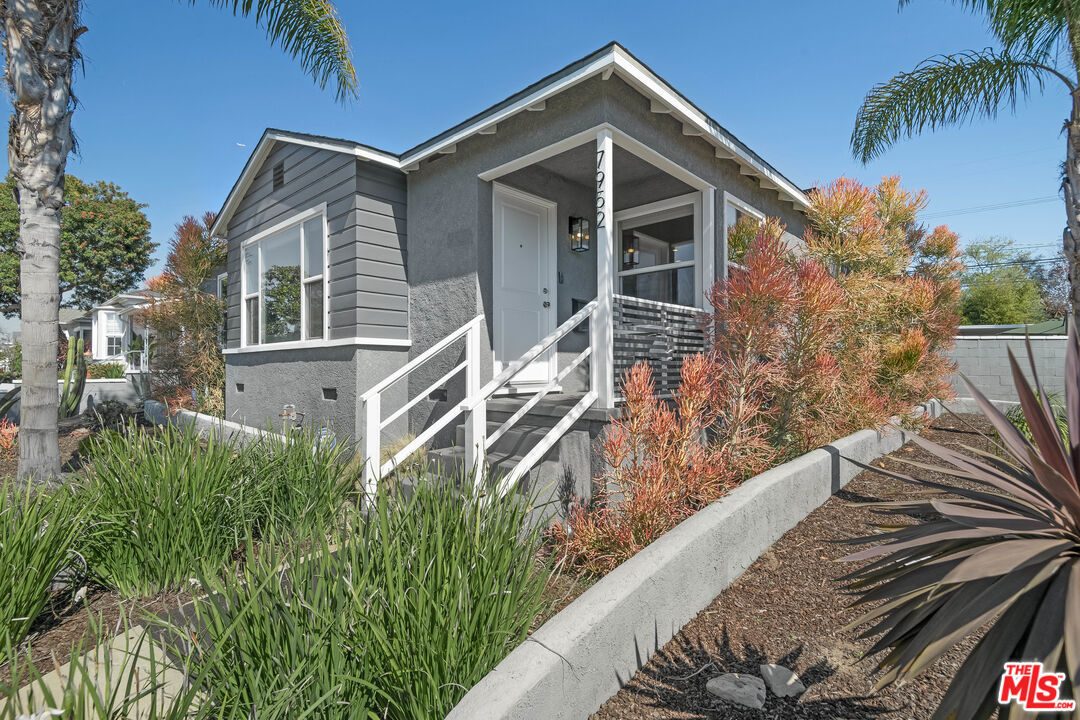 7952 Dunbarton Ave, Los Angeles, CA 90045 MLS 22132389 Redfin
