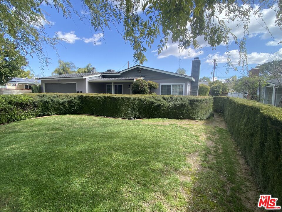 8632 Lubao Ave, Winnetka, CA 91306 | Redfin