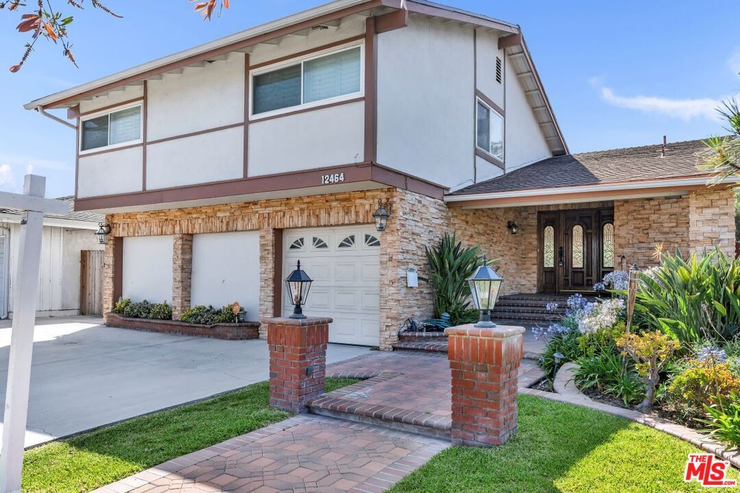 Puri Sale  12464 Sanford St, Los Angeles, CA 90066 | Redfin
