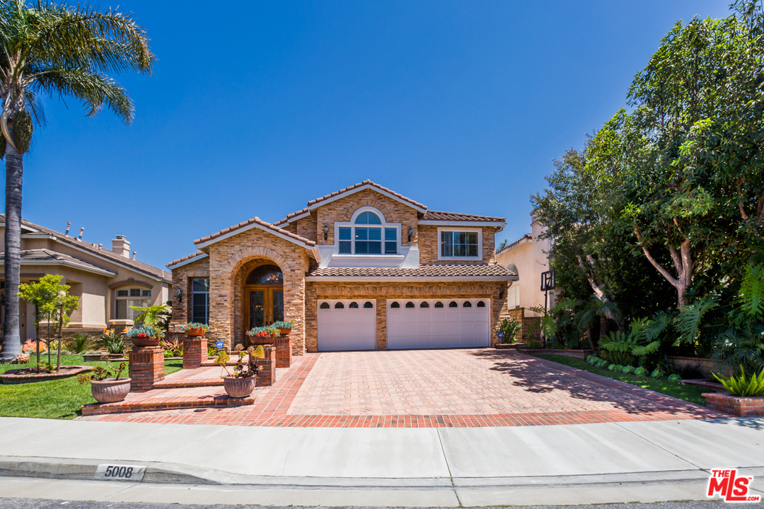 5008 S Chariton Ave, Los Angeles, CA 90056 | Redfin