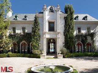 100 N Carolwood Dr, Los Angeles, CA 90077