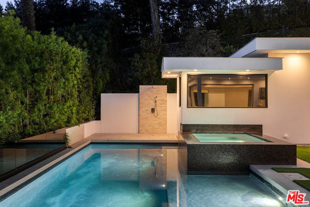 1041 N Hillcrest Rd Beverly Hills Ca 90210 1041 N Hillcrest Rd, Beverly Hills, CA 90210 | Redfin