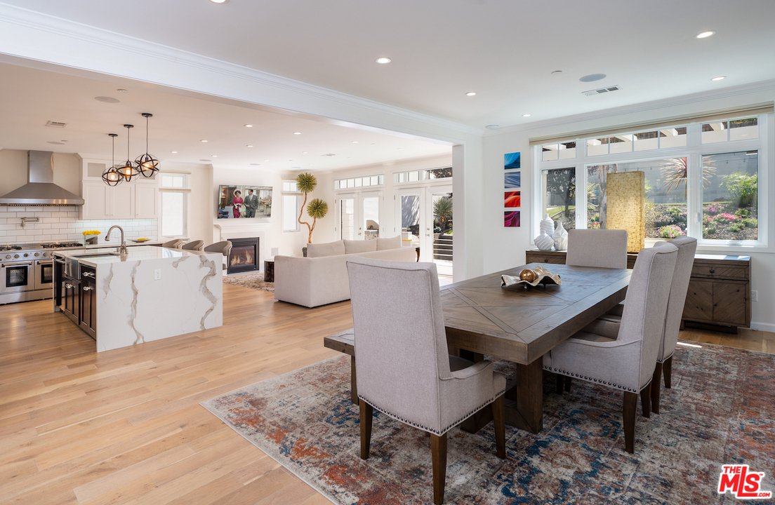 ③I.K.E 3943 Kentucky Dr, Los Angeles, CA 90068 | Redfin