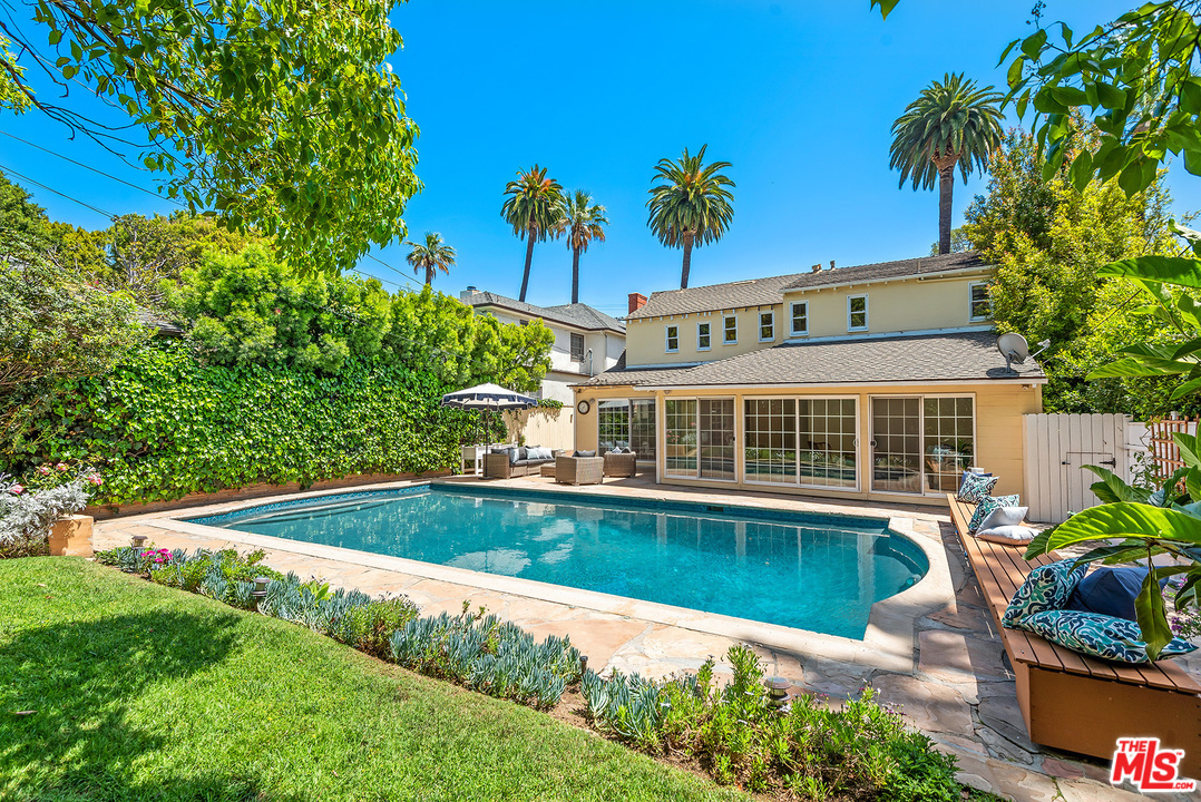 723 N Doheny Dr, Beverly Hills, CA 90210 | MLS# 21-726810 | Redfin