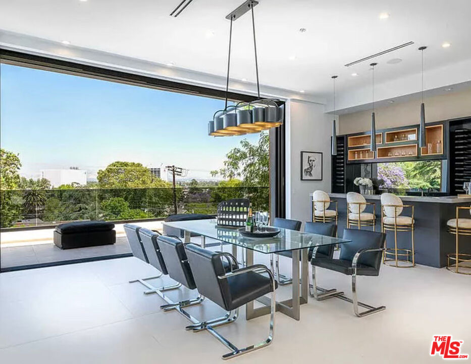 14582 Valley Vista Blvd Sherman Oaks Ca 91403 14582 Valley Vista Blvd, Sherman Oaks, CA 91403 | MLS# 23-335919 | Redfin