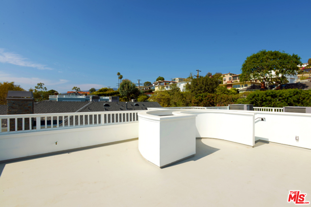 15265 Bestor Blvd, Pacific Palisades, CA 90272 | Redfin