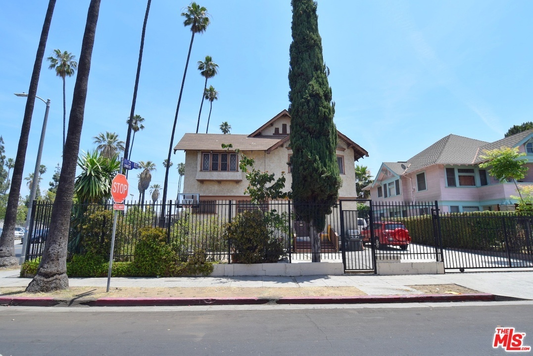 1100 Magnolia Ave, Los Angeles, CA 90006 MLS 16131954 Redfin