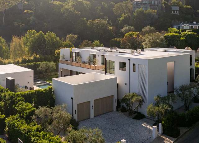 Property at 1307 N Doheny Dr, Los Angeles, CA 90069, 7 beds, 8 baths
