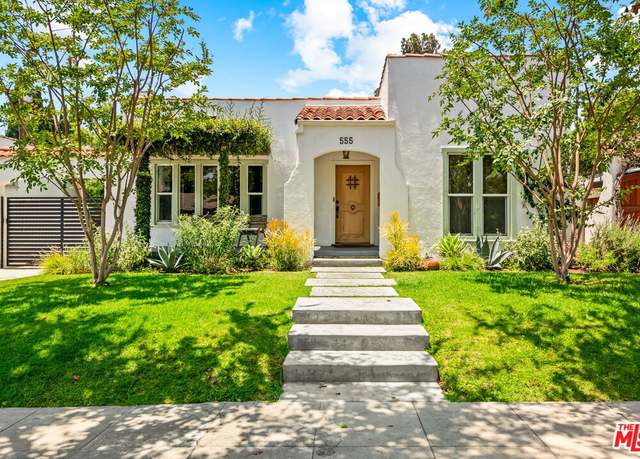 Property at 555 N Irving Blvd, Los Angeles, CA 90004, 3 beds, 3 baths