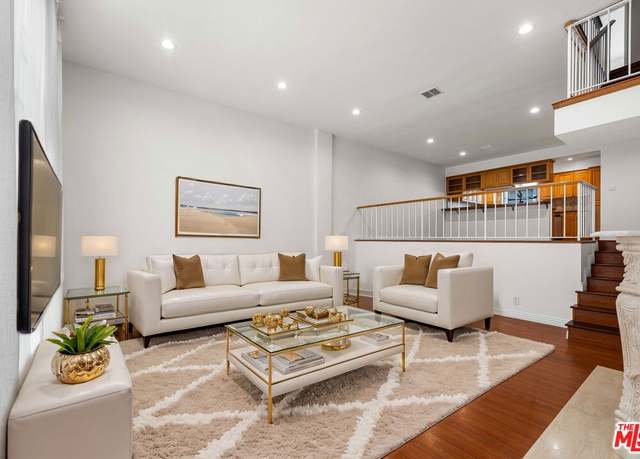 Property at 5229 Balboa Blvd #30, Encino, CA 91316, 3 beds, 3 baths