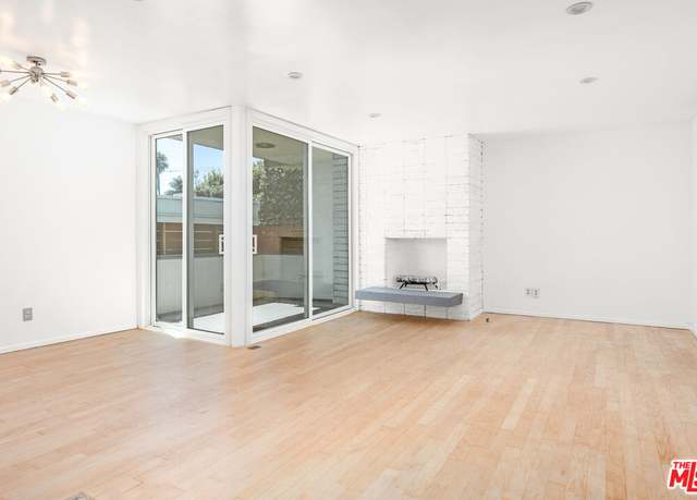 Property at 1807 Camden Ave #4, Los Angeles, CA 90025, 2 beds, 2 baths