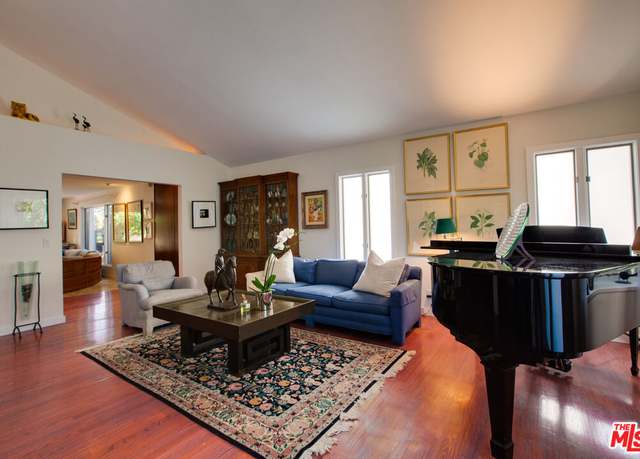 Property at 12521 Westminster Ave, Los Angeles, CA 90066, 4 beds, 2.5 baths