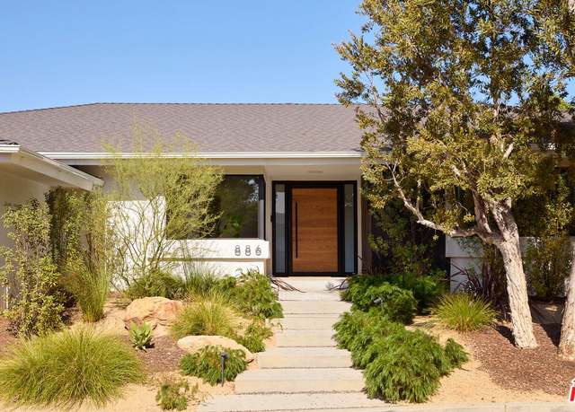 Property at 886 Teakwood Rd, Los Angeles, CA 90049, 5 beds, 4 baths
