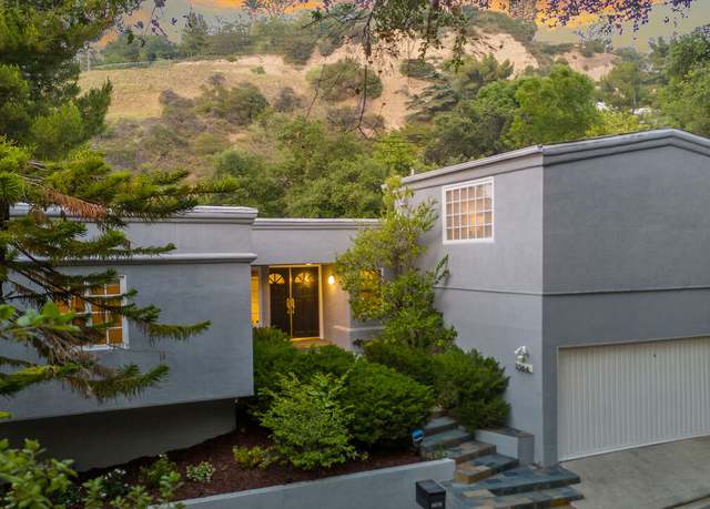 Property at 3564 Summerfield Dr, Sherman Oaks, CA 91423, 5 beds, 3.5 baths