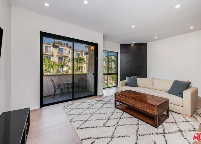 Property at 2307 Fox Hills Dr #203, Los Angeles, CA 90064, 2 beds, 2 baths