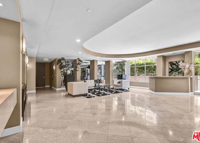 Property at 1521 Greenfield Ave #104, Los Angeles, CA 90025, 2 beds, 2.5 baths