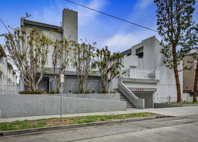 Property at 10911 Bluffside Dr #4, Studio City, CA 91604, 2 beds, 2 baths
